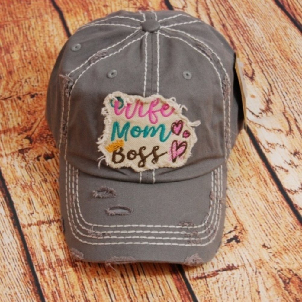 "WIFE MOM BOSS" Distressed Ball Cap -‎ Gray